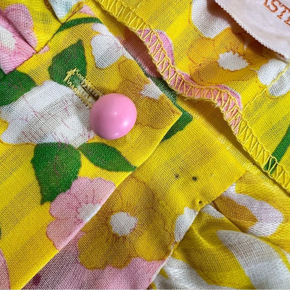 Vintage Sandcastle Floral Button Down Blouse View 6